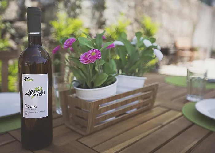 Bmyguest - Almada Garden Oporto