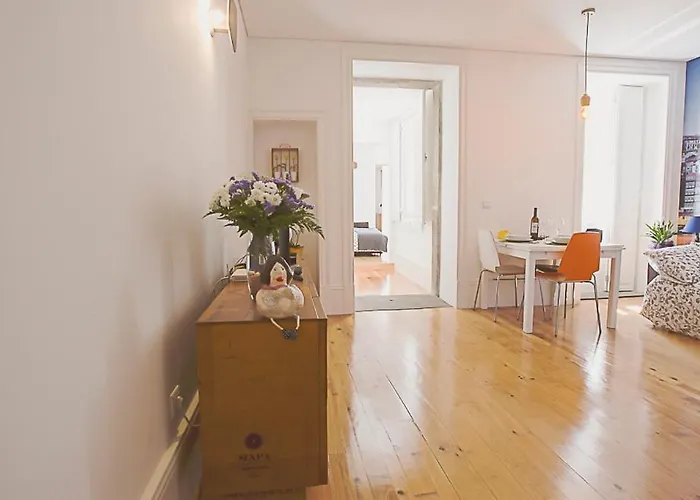 Bmyguest - Almada Garden Lägenhet *