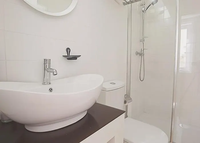 Bmyguest - Almada Garden